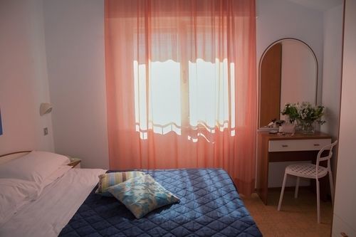 Hotel Gialpina Viserba Di Rimini Exteriör bild
